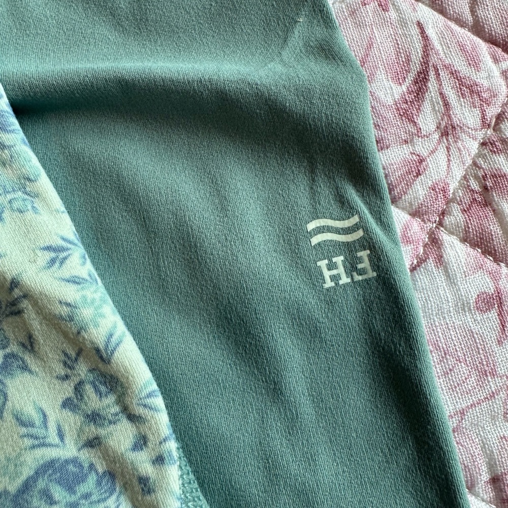 Fair Harbor Leggings - Picture 5 of 6